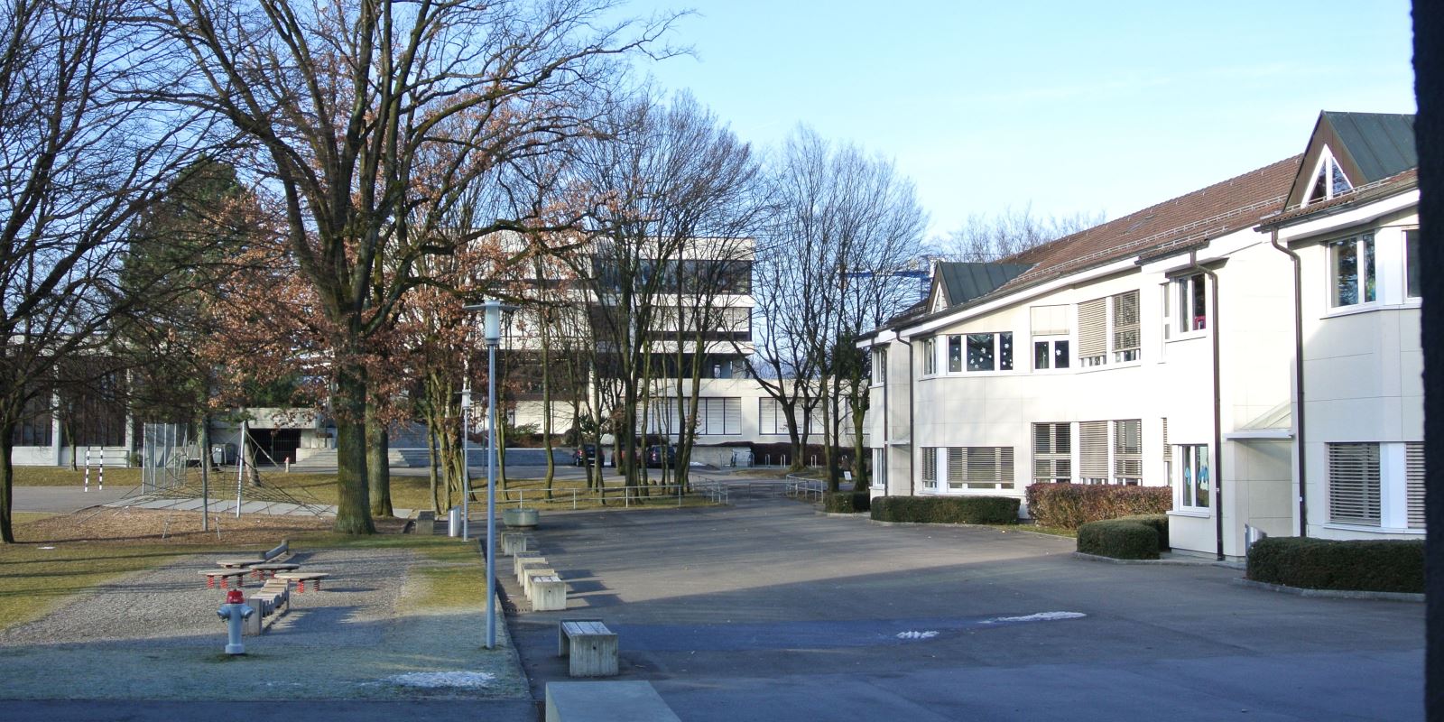 Die Schulen in Zollikon wie auch in Zumikon bleiben wegen des Coronavirus bis zu den Frühlingferien geschlossen. (Bild: zzb)